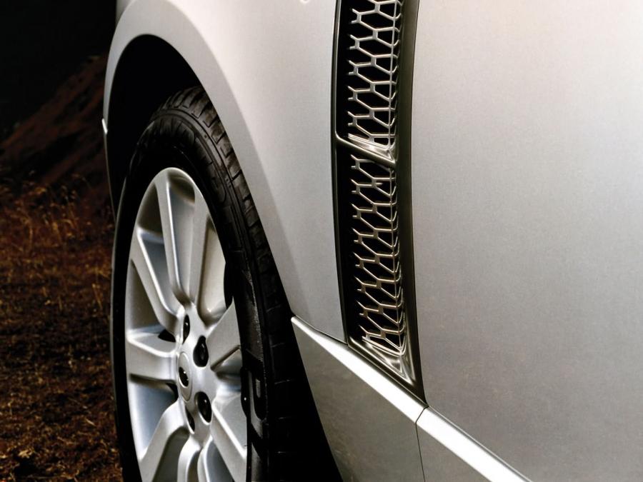  Land Rover Range Rover Sport Supercharged 2005 года  (фото 32 из 73)